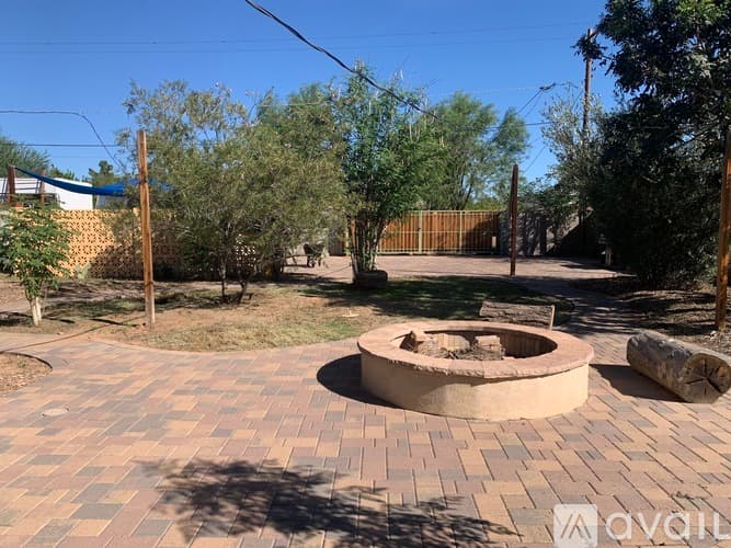 Phoenix House: 5603 N 12 Th Ave