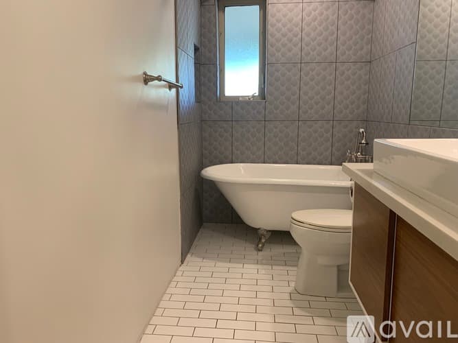 Phoenix House: 5603 N 12 Th Ave