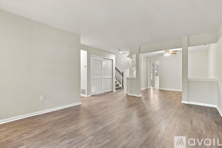 Jamison Townhome: 1621 Rockcress Dr