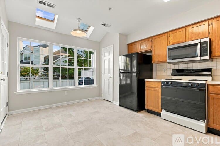 Jamison Townhome: 1621 Rockcress Dr
