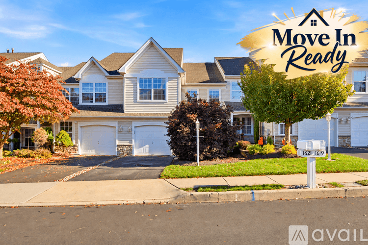 Jamison Townhome: 1621 Rockcress Dr