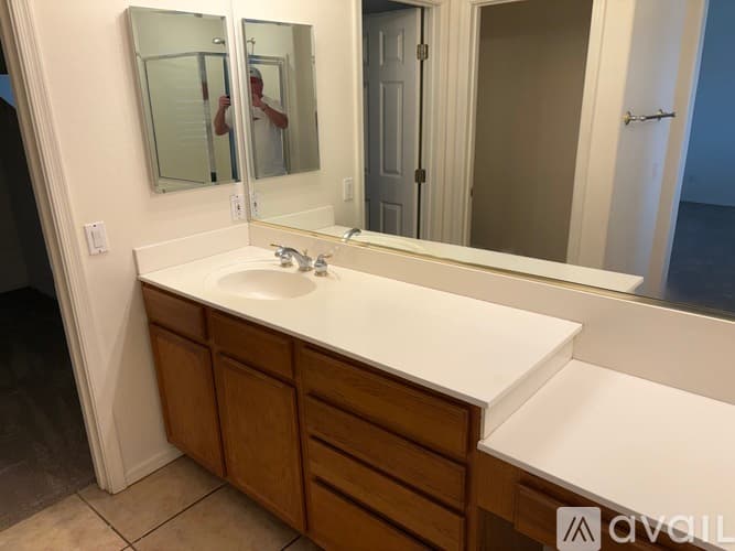 Phoenix Townhome: 1024 East Frye Road