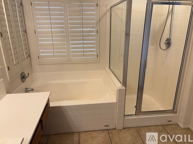 Phoenix Townhome: 1024 East Frye Road