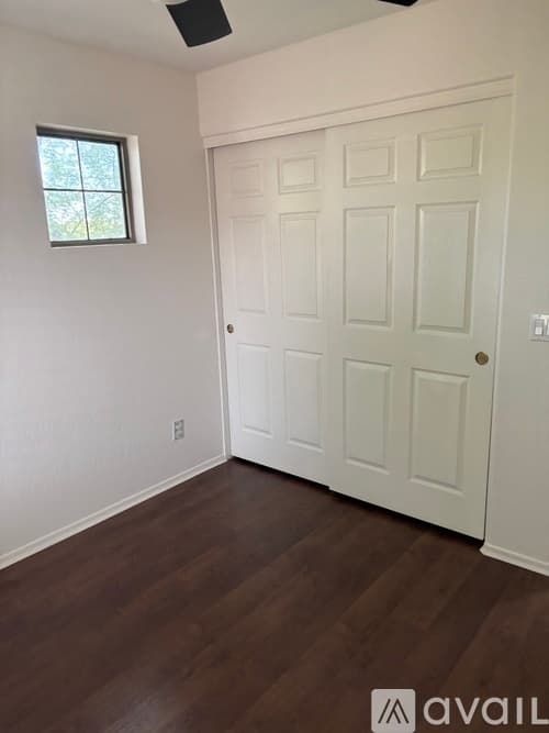 Phoenix Townhome: 1024 East Frye Road