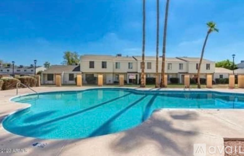 Tempe Townhome: 6526 S Mc Allister Ave