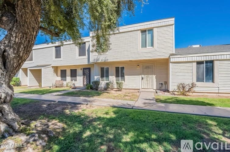 Tempe Townhome: 6526 S Mc Allister Ave