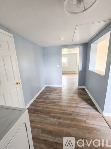 Dundalk House: 8644 Sandy Plains Road