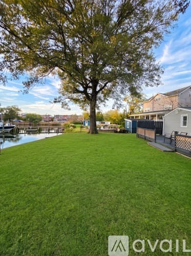 Dundalk House: 8644 Sandy Plains Road