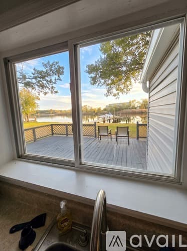 Dundalk House: 8644 Sandy Plains Road