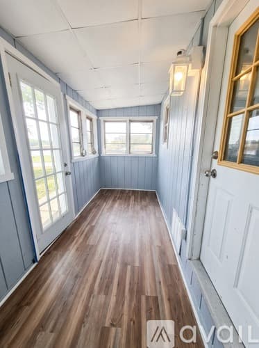 Dundalk House: 8644 Sandy Plains Road