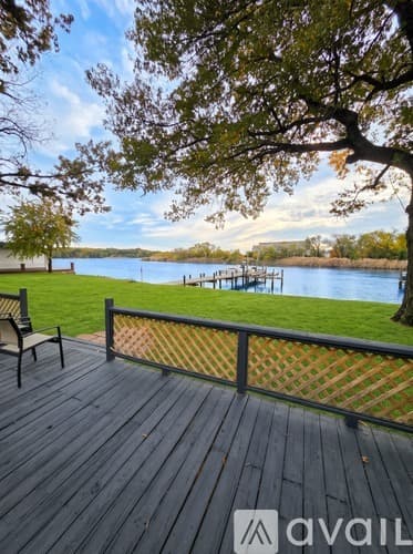 Dundalk House: 8644 Sandy Plains Road