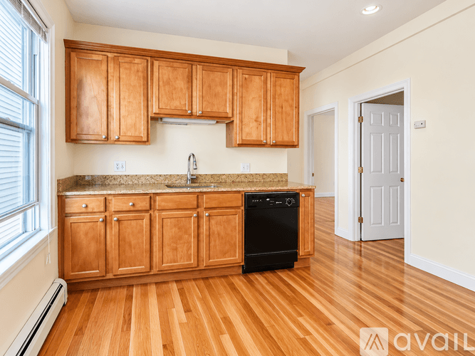 Boston Apartment: 143 Hillside Street