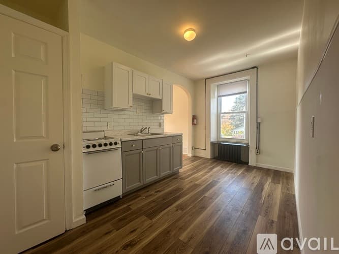 Belvidere Apartment: 46 Titman Road
