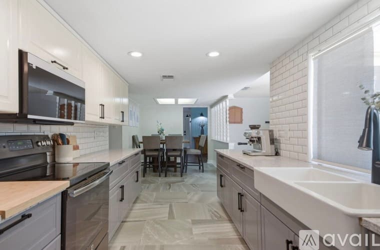 Converse House: 7218 Echo Ridge Dr