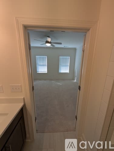 Cumming Townhome: 655 Silva Str