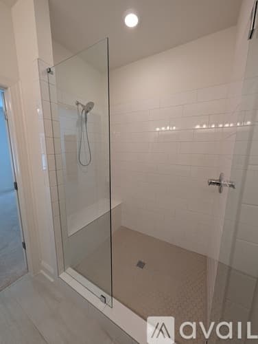 Cumming Townhome: 655 Silva Str
