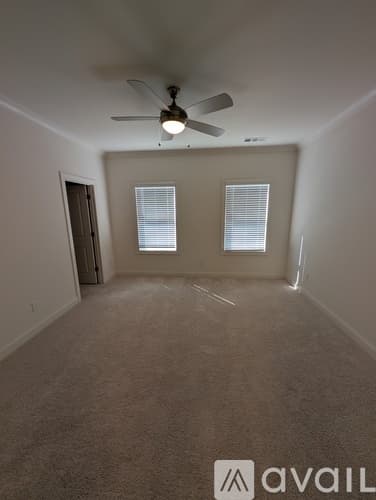 Cumming Townhome: 655 Silva Str