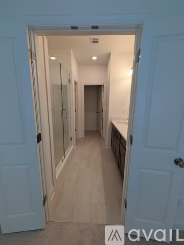 Cumming Townhome: 655 Silva Str