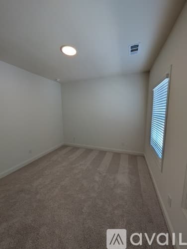 Cumming Townhome: 655 Silva Str