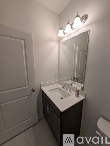 Cumming Townhome: 655 Silva Str