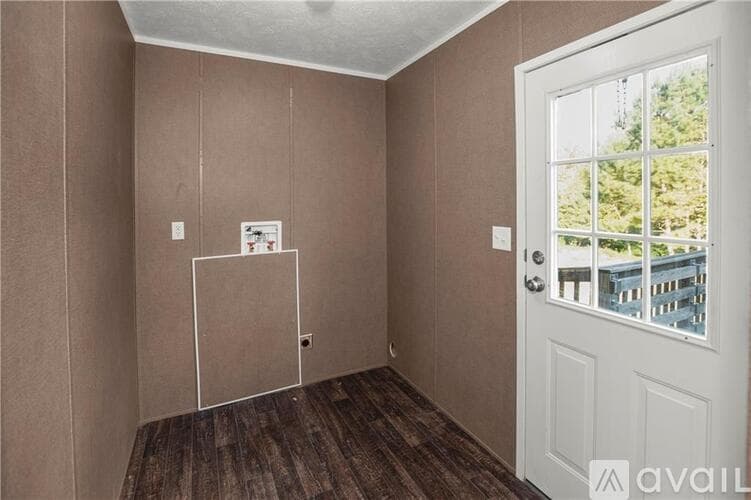 Ranger House: 841 Knight Rd