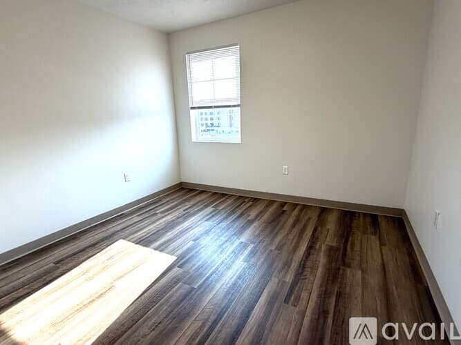 Dedham Apartment: 329 East St