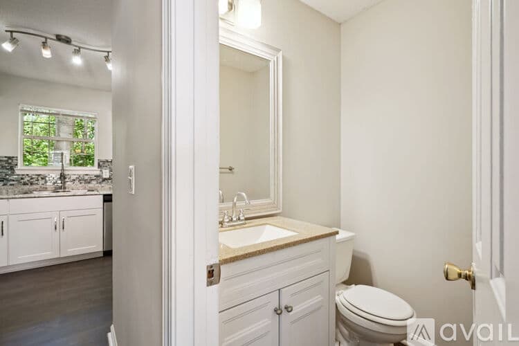Ellenwood House: 3836 Riverview Bend Unit A
