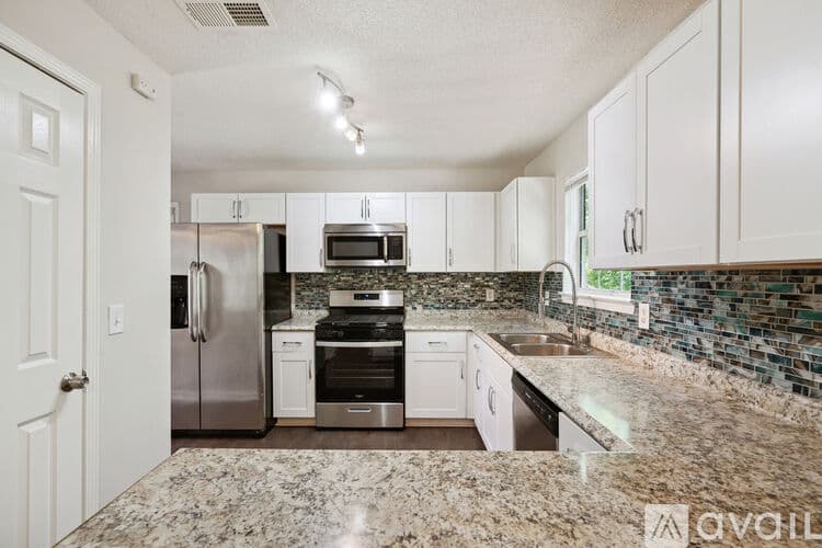 Ellenwood House: 3836 Riverview Bend Unit A