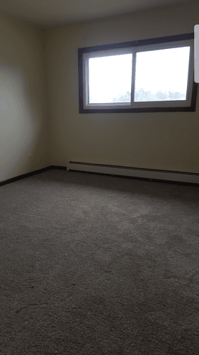 Burnham Apartment: 2790 E State Street
