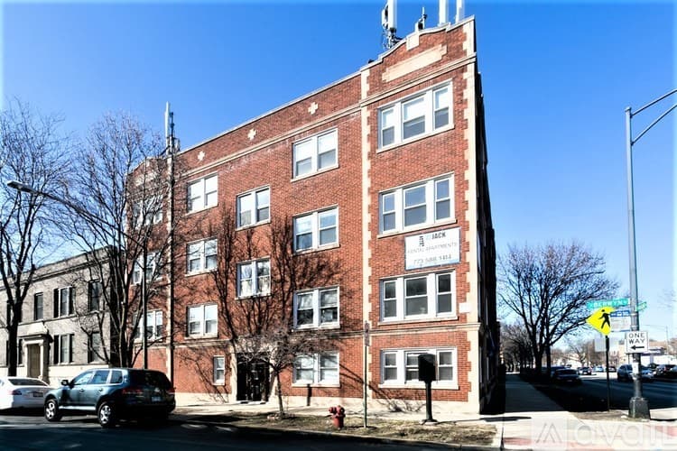 Chicago Apartment: 1604 W Berwyn Ave