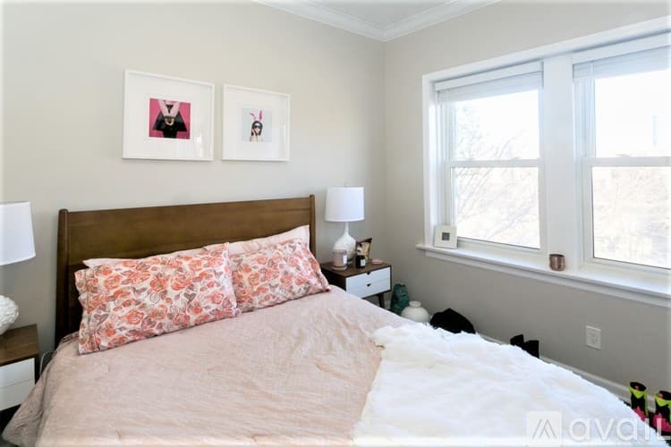 Chicago Apartment: 1604 W Berwyn Ave