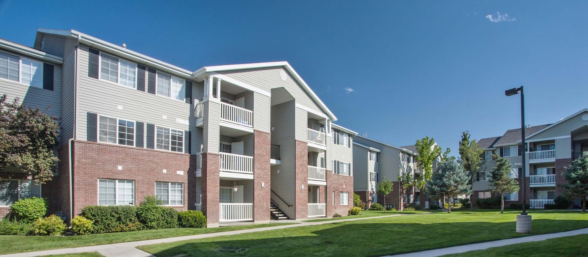 Taylorsville Apartment: 4536 S Bridgeside Way