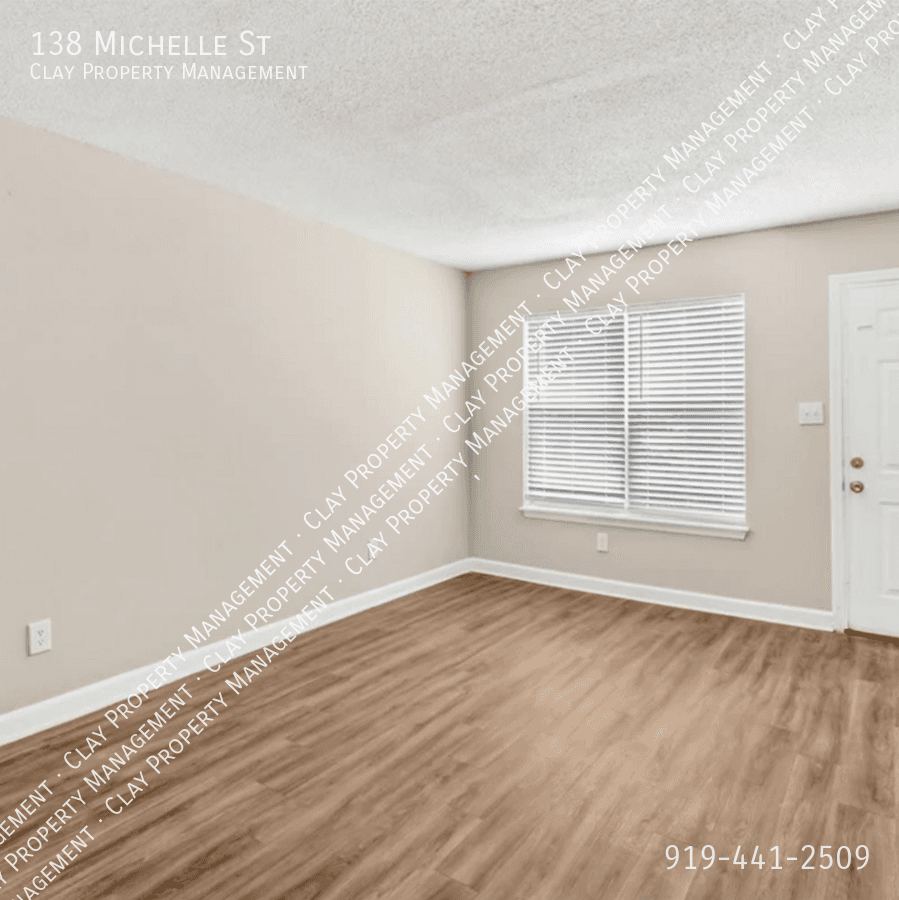 Garden City Condo: 138 Michelle St