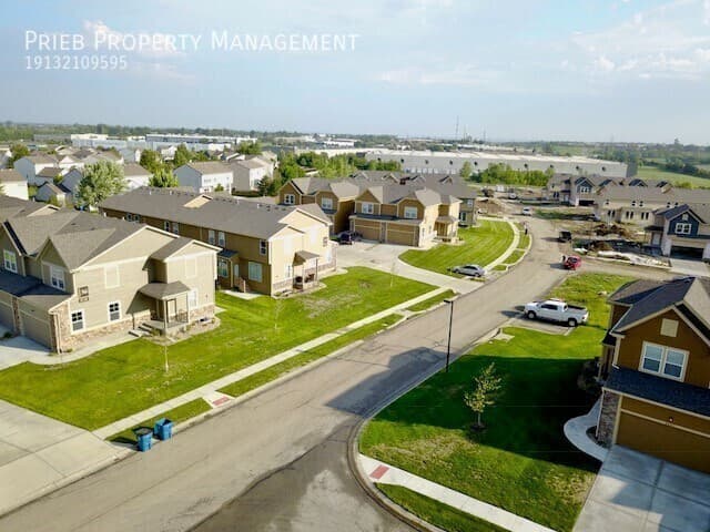 Lenexa Townhome: 8825 Inkster St - Exterior Unit