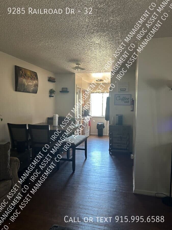 El Paso Condo: 9285 Railroad Dr
