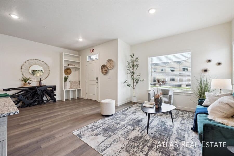 Brighton Condo: 631 Rawah Alley