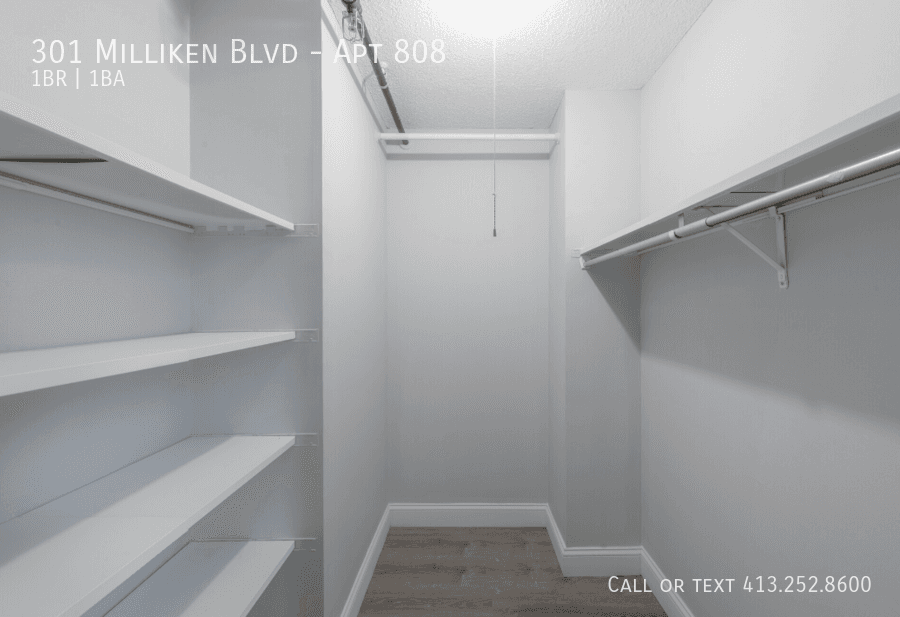 Fall River Condo: 301 Milliken Blvd