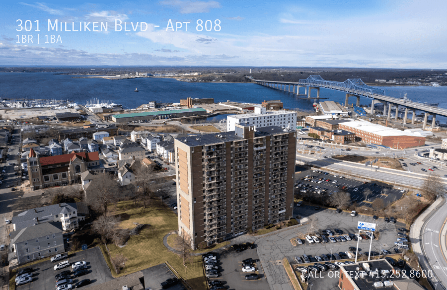 Fall River Condo: 301 Milliken Blvd