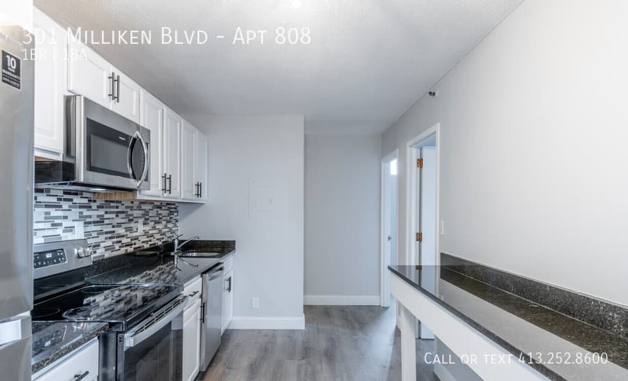 Fall River Condo: 301 Milliken Blvd