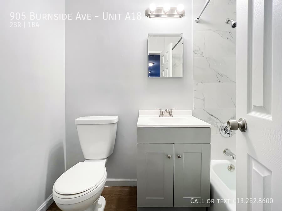 East Hartford Condo: 905 Burnside Ave
