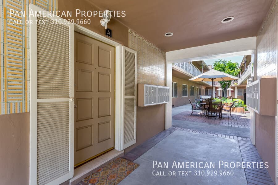 Pasadena Condo: 335 S. Los Robles Ave