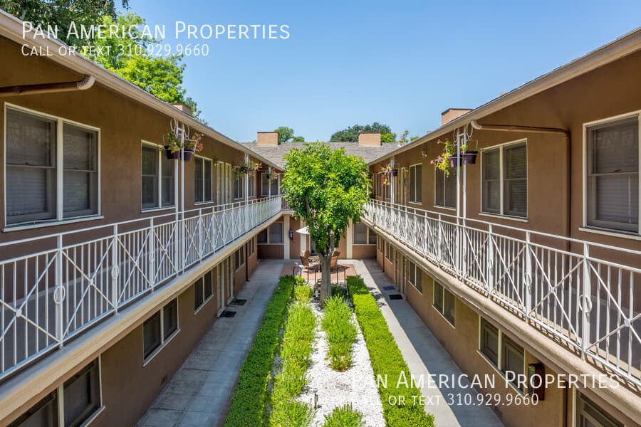 Pasadena Condo: 335 S. Los Robles Ave