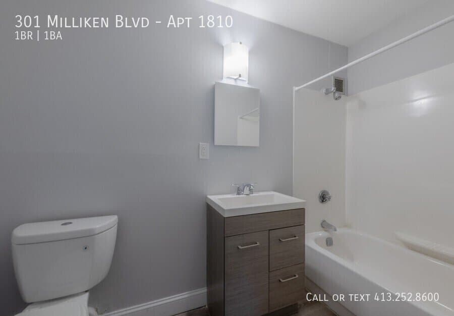 Fall River Condo: 301 Milliken Blvd