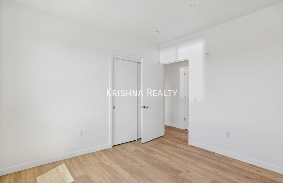 Portland Condo: 7650 NW 170th Ave - Unit