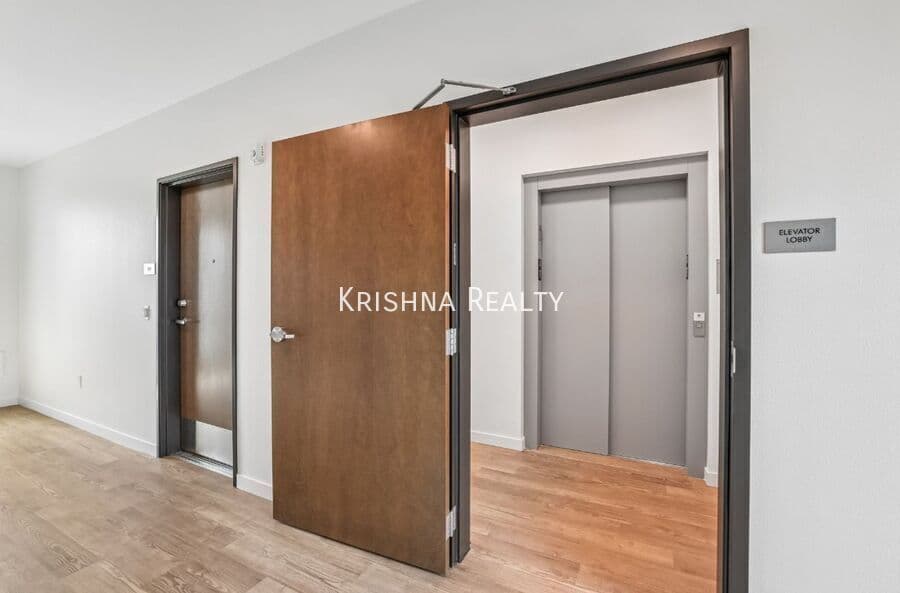 Portland Condo: 7650 NW 170th Ave - Unit