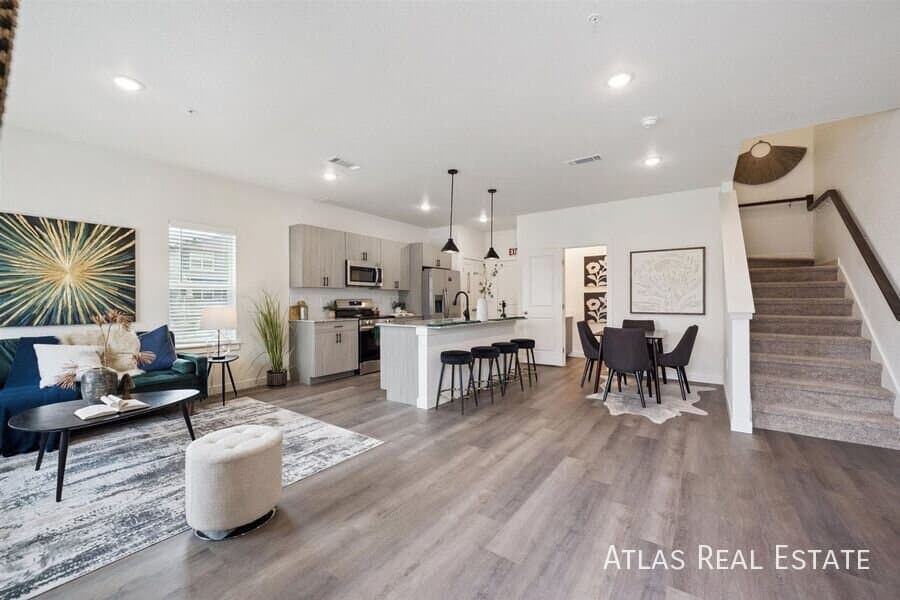 Brighton Condo: 639 Rawah Alley