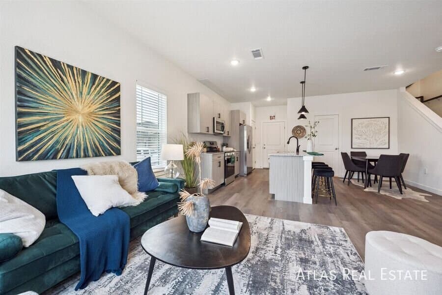 Brighton Condo: 639 Rawah Alley