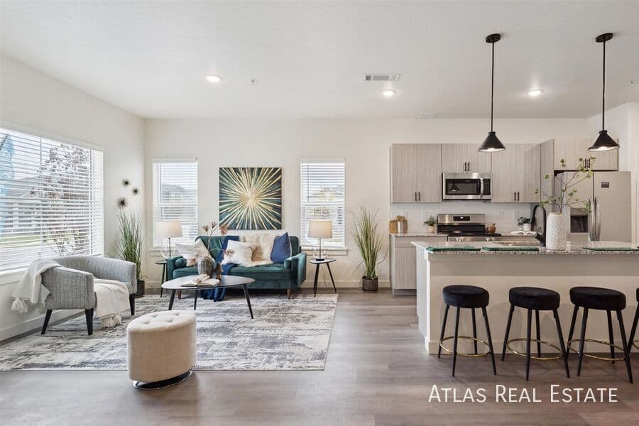 Brighton Condo: 657 Coney Alley