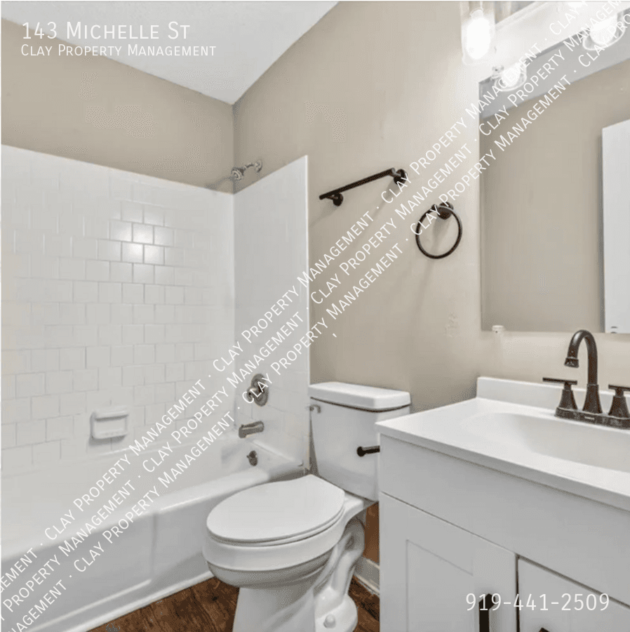 Garden City Condo: 143 Michelle St