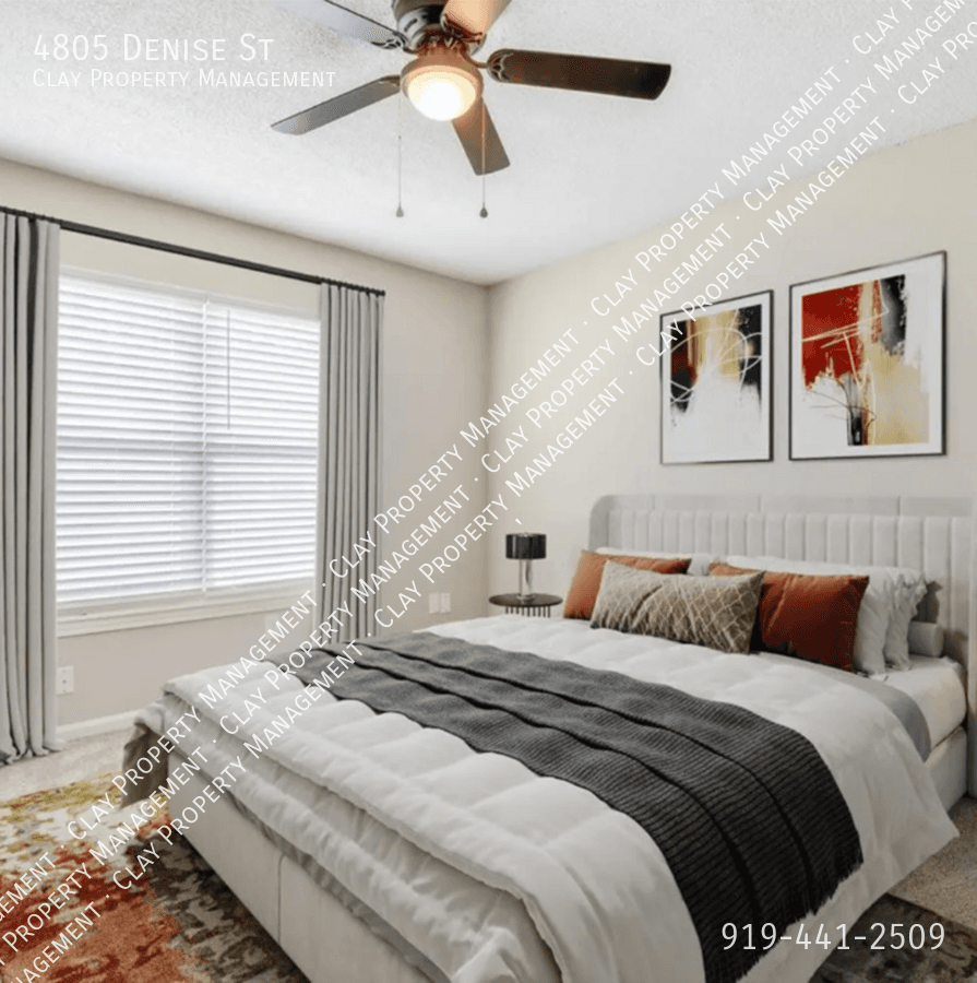 Garden City Condo: 4805 Denise St